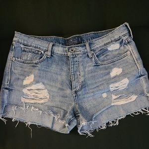 Lucky Brand Cutoff Jean The Boyfriend Short Women's 8/29 Low Rise Distressed